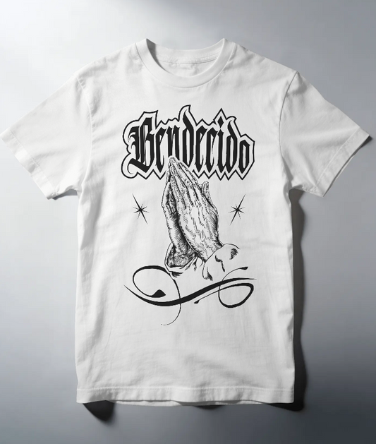 Bendecido 🙏🏼 T-shirt .